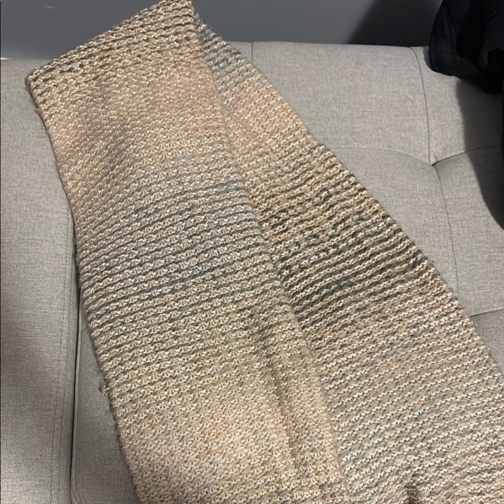 Steve Madden Infinity Beige and Gray Knit Scarf